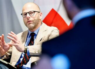 The EU and USA should create the space for a new social contract